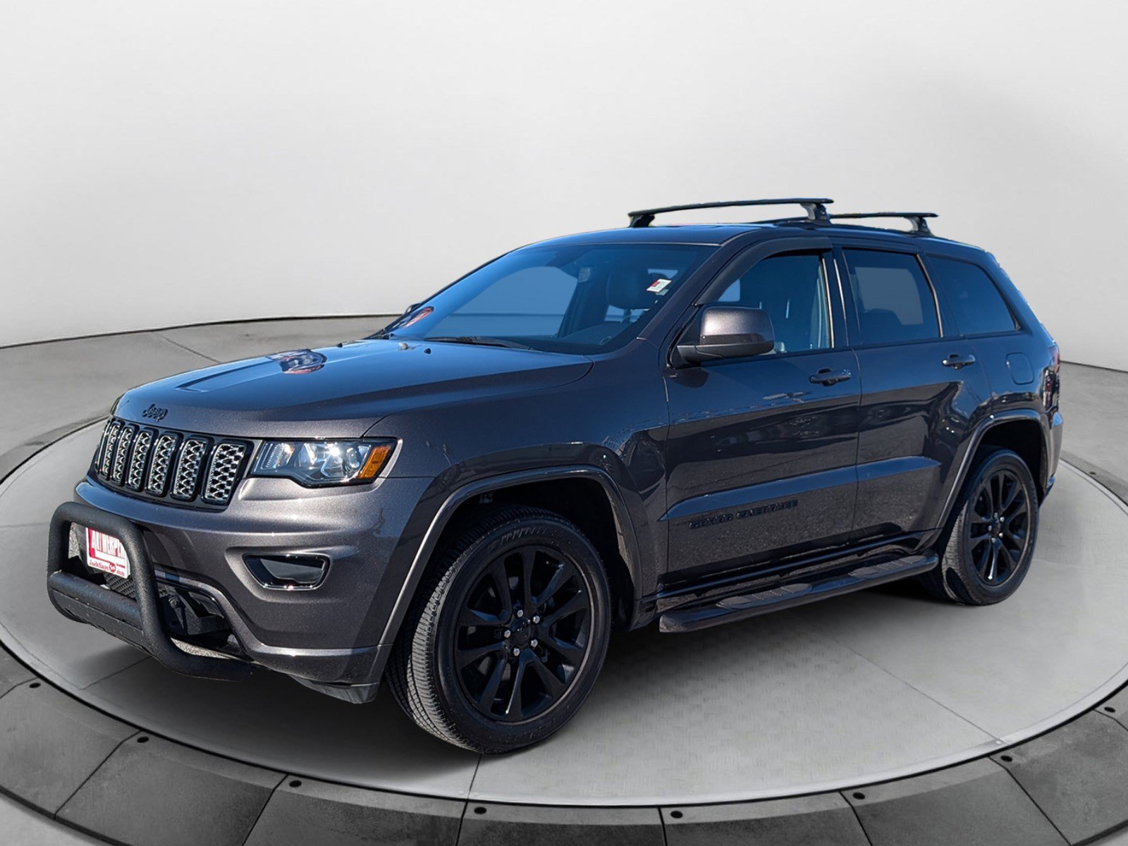 Used 2020 Jeep Grand Cherokee Altitude AWD/4WD image 7