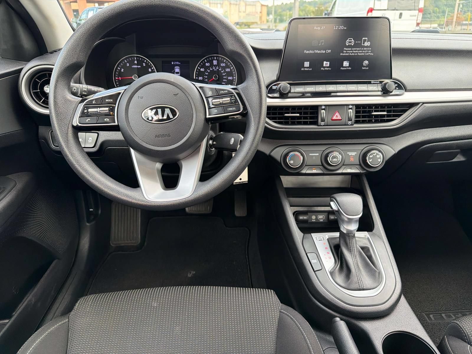 Used 2021 Kia Forte LXS FWD image 12