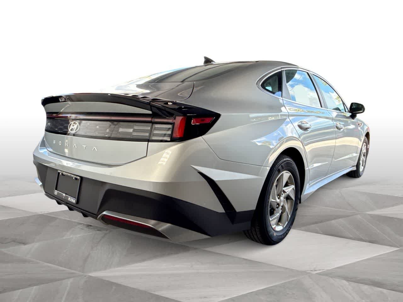 New 2026 Hyundai Sonata SE FWD image 8