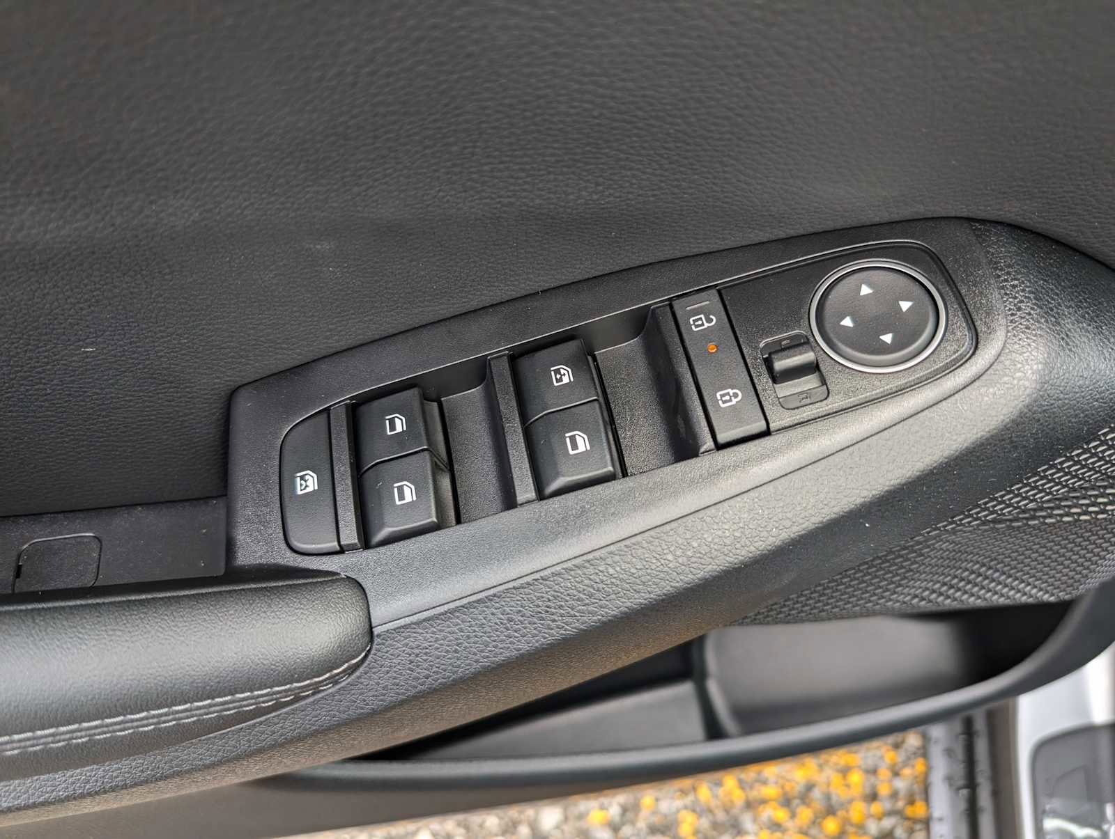 New 2026 Kia Seltos S image 29