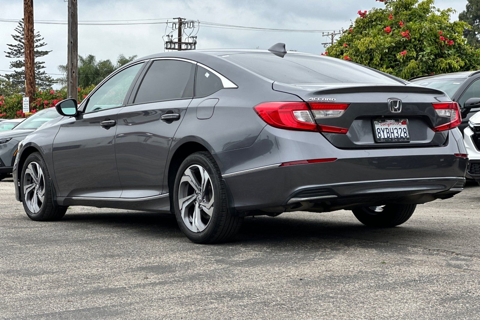 Used 2018 Honda Accord EX image 6