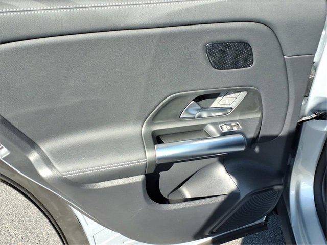 Used 2026 Mercedes-Benz GLA 250 4MATIC image 12