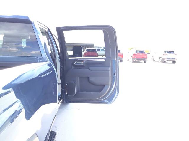 New 2026 Chevrolet Silverado 3500 LT AWD/4WD image 16