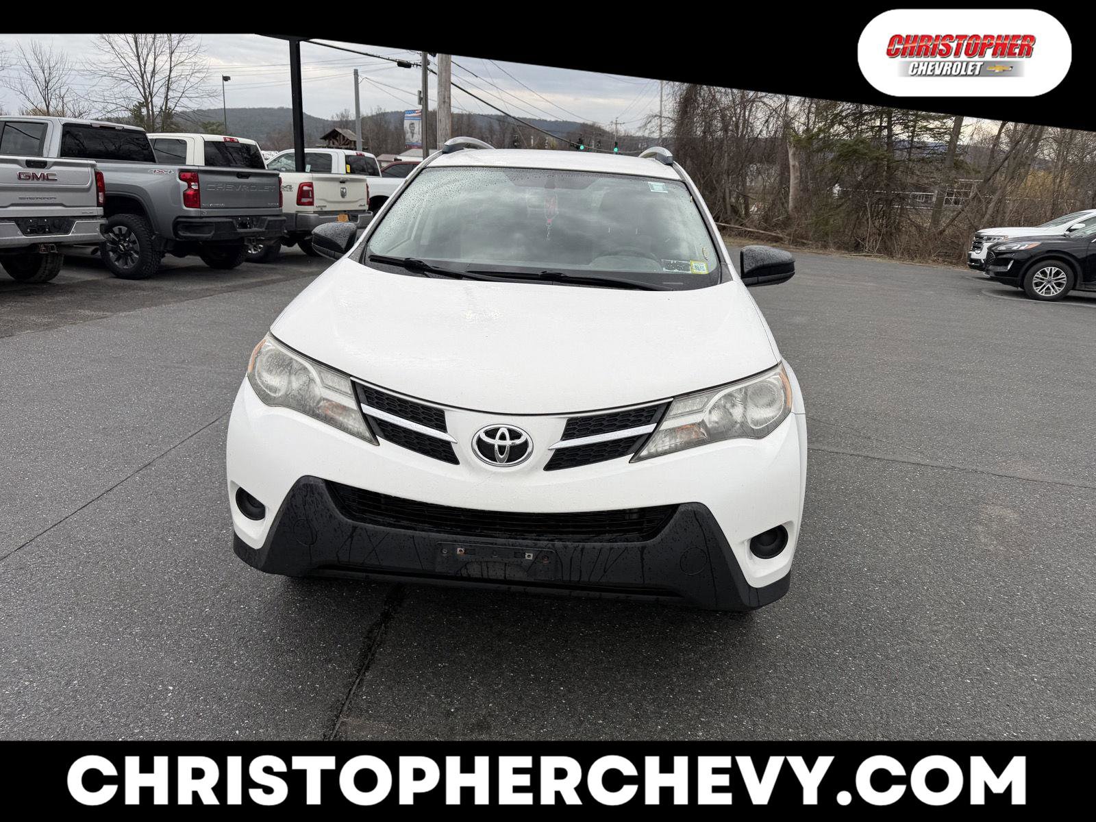 Used 2013 Toyota RAV4 LE image 1