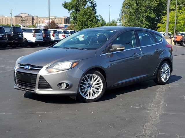 Used 2014 Ford Focus Titanium w/ Luxury Package FWD image 36