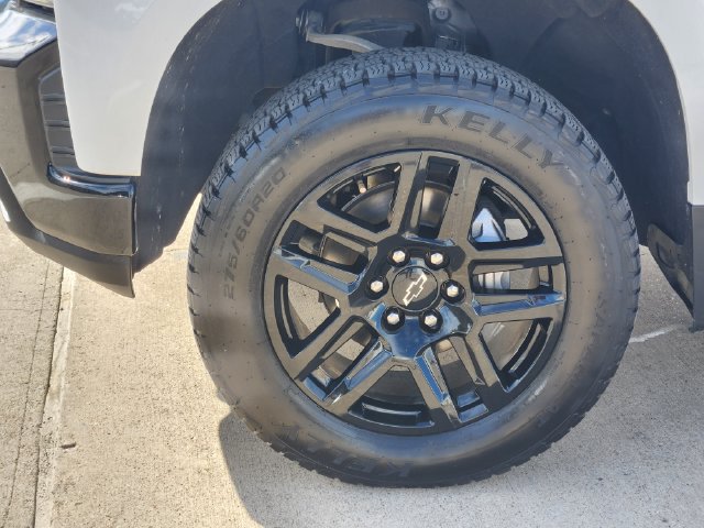 Used 2022 Chevrolet Silverado 1500 LT Trail Boss w/ Bed Protection Package AWD/4WD image 17
