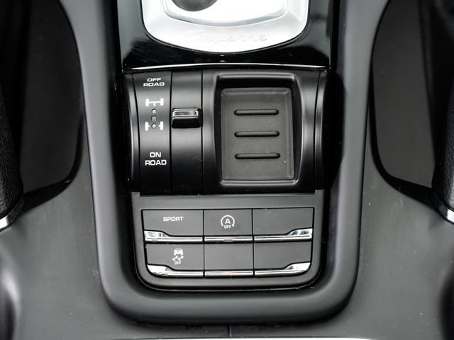 Certified 2018 Porsche Cayenne Platinum Edition AWD/4WD image 21