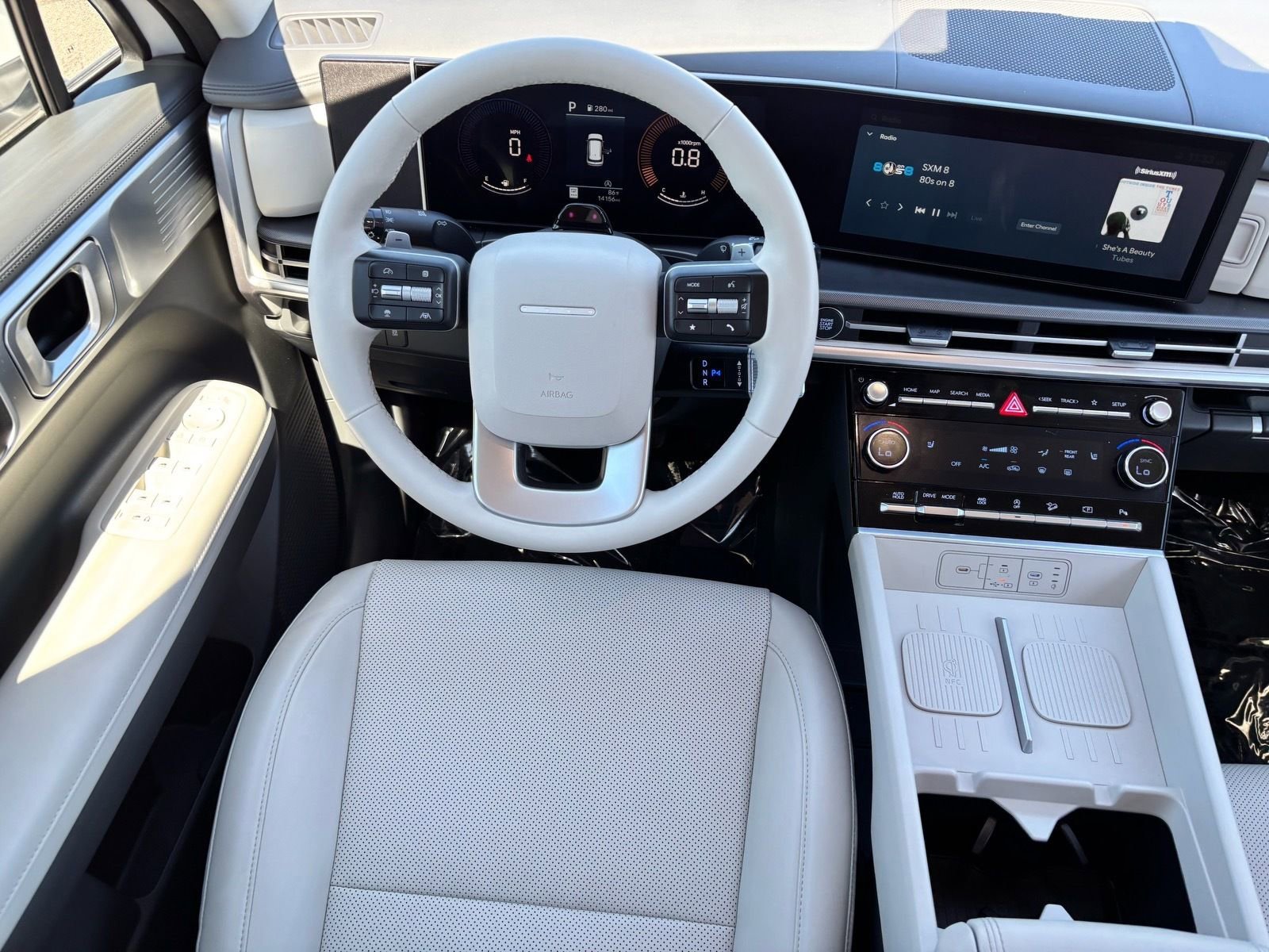 Used 2025 Hyundai Santa Fe SEL image 13