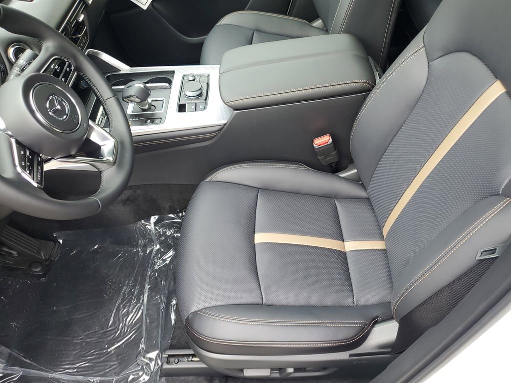 New 2026 MAZDA CX-90 3.3 Turbo w/ Premium Plus Pkg image 19