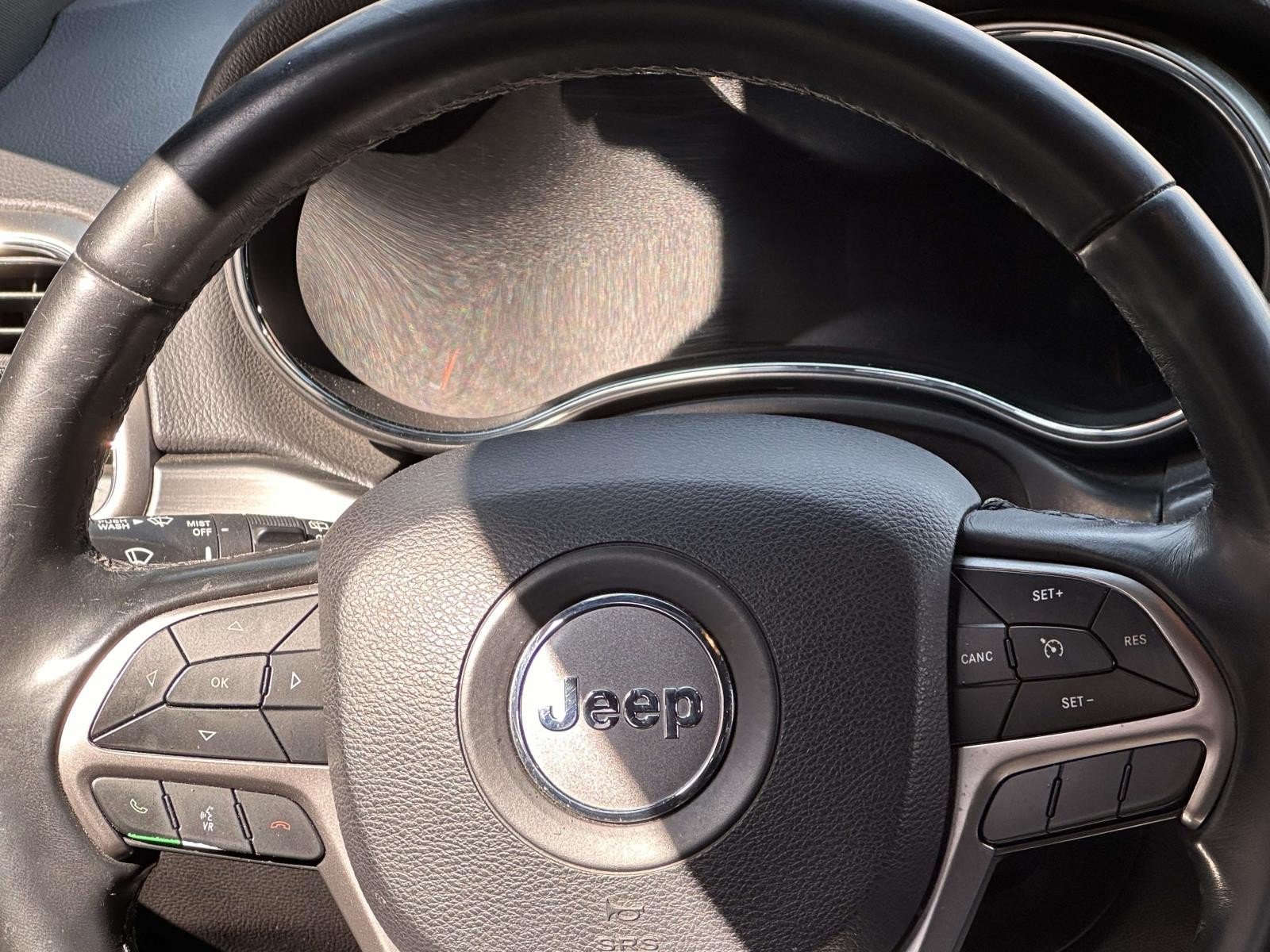 Used 2019 Jeep Grand Cherokee Laredo AWD/4WD image 22