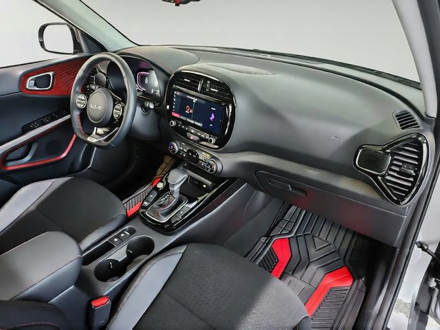 Certified 2025 Kia Soul GT-Line w/ GT-Line Technology Package FWD image 24