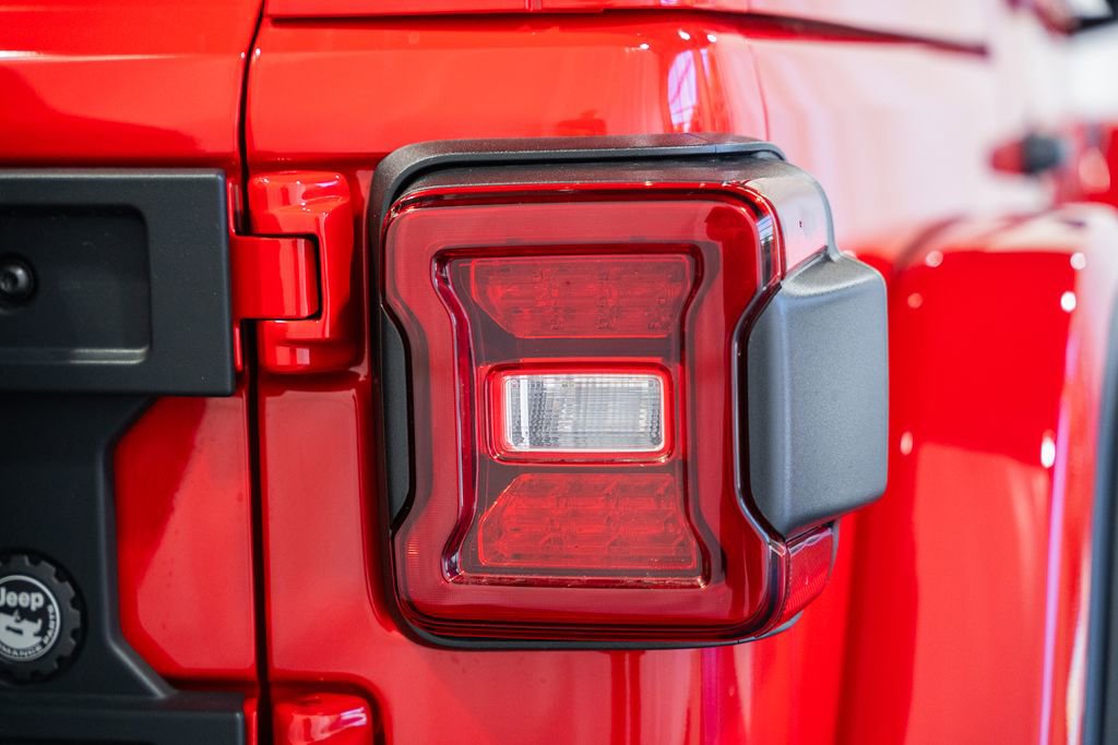 New 2026 Jeep Wrangler Unlimited Rubicon AWD/4WD image 6