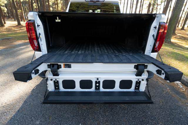 Used 2021 GMC Sierra 1500 Denali w/ Denali Ultimate Package image 13