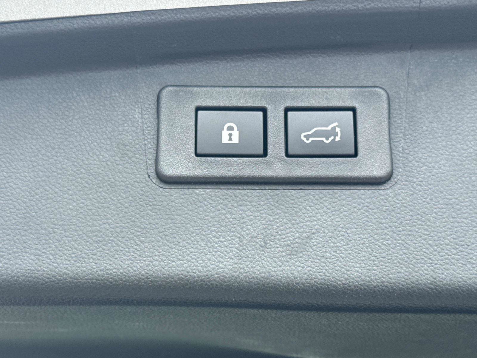 Used 2025 Subaru Outback Onyx Edition AWD/4WD image 13