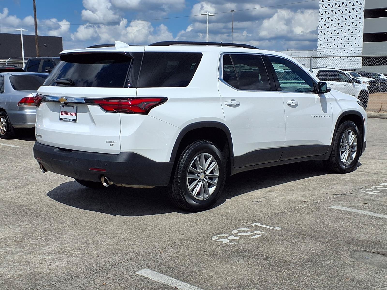 Used 2023 Chevrolet Traverse LT FWD image 26