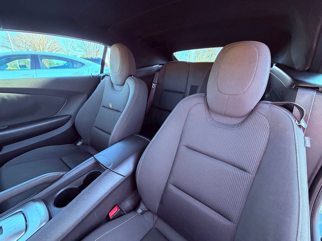 Used 2014 Chevrolet Camaro LT image 10