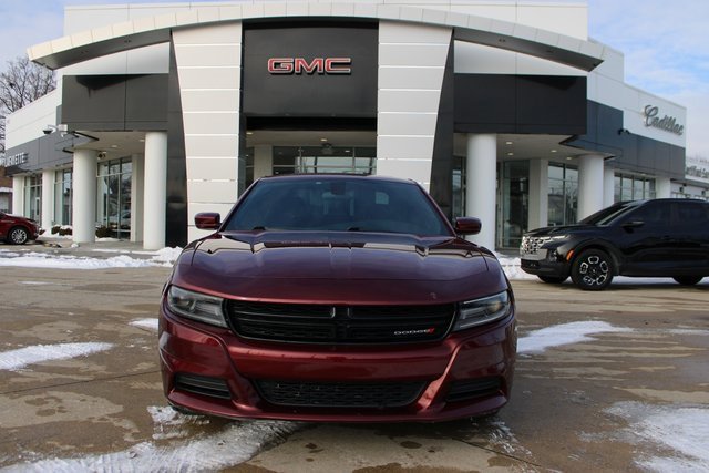 Used 2021 Dodge Charger SXT w/ Leather Interior Group image 2