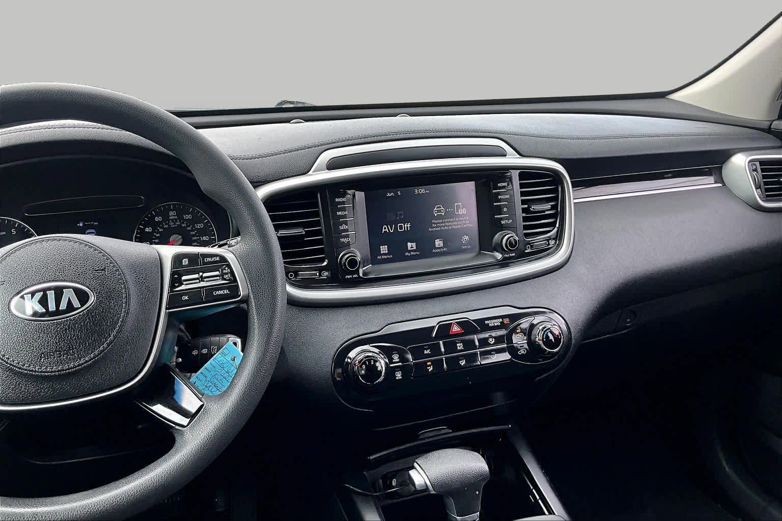 Used 2020 Kia Sorento FWD V6 image 7