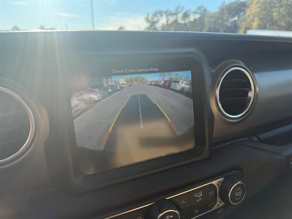 Used 2018 Jeep Wrangler Rubicon image 16