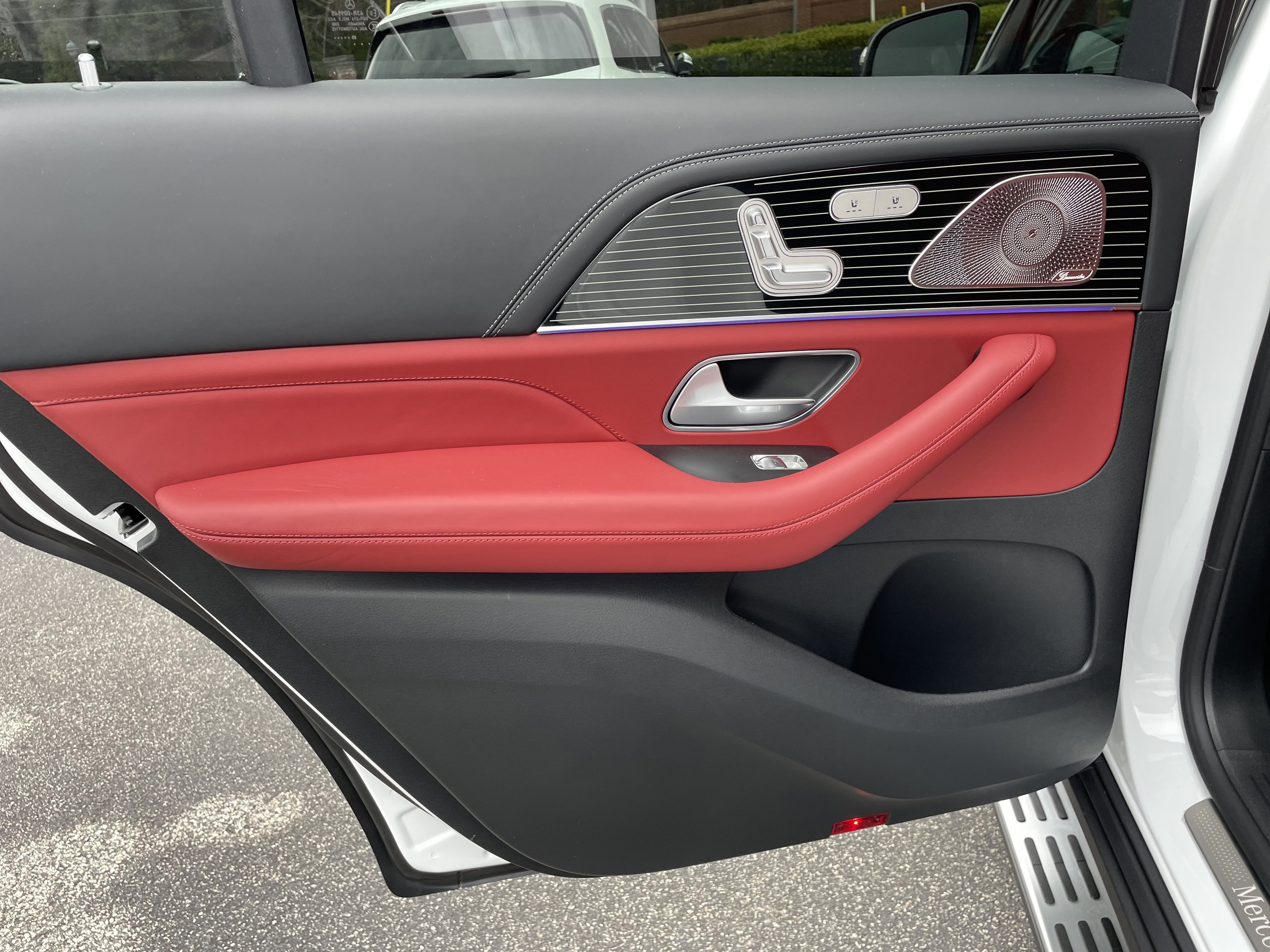 New 2026 Mercedes-Benz GLS 580 4MATIC image 36