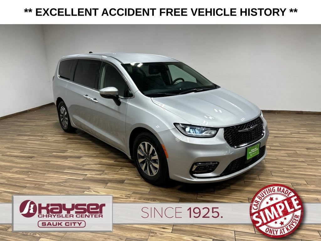 Certified 2023 Chrysler Pacifica Touring-L FWD image 17
