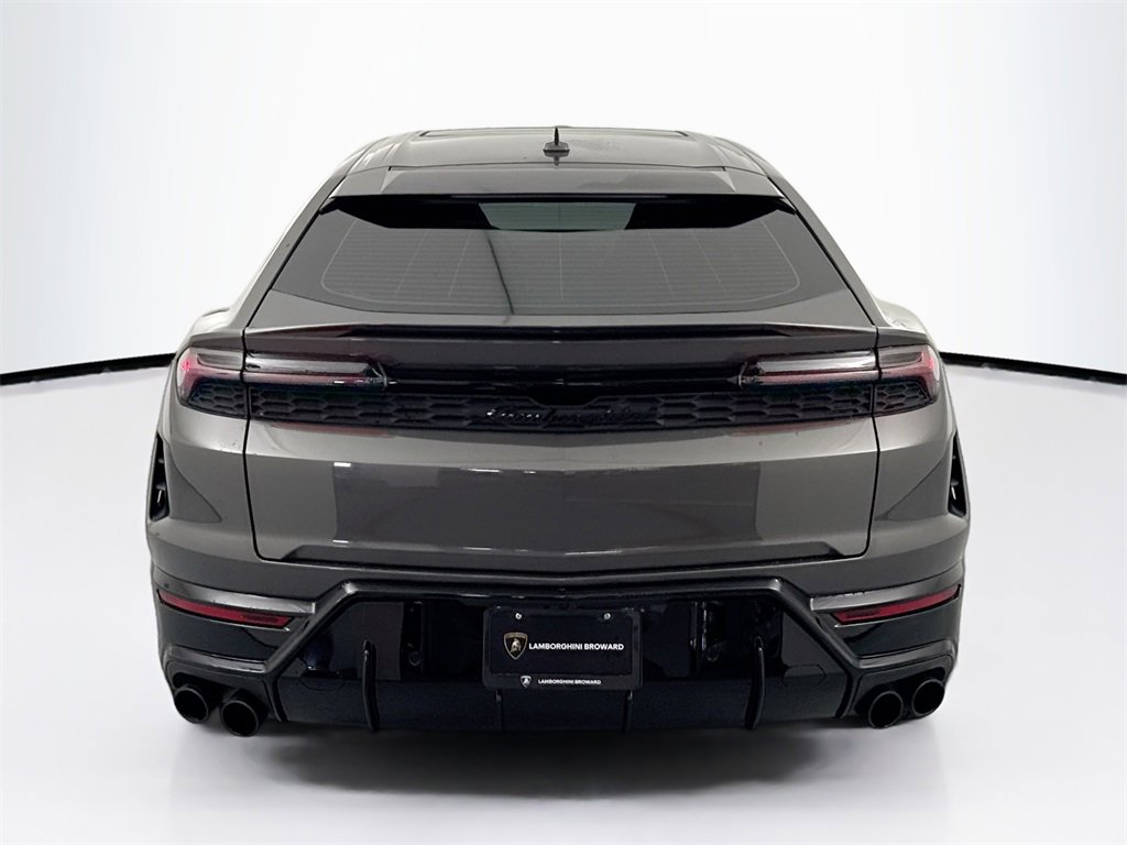 Used 2025 Lamborghini Urus SE image 6