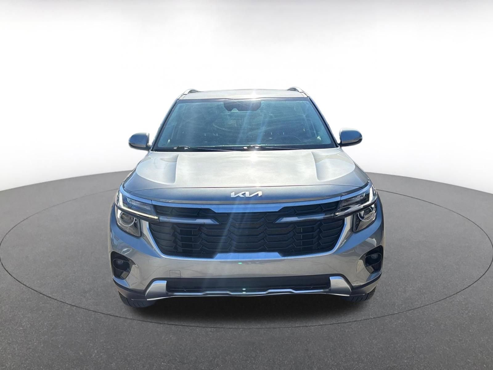 Used 2025 Kia Seltos S FWD image 6