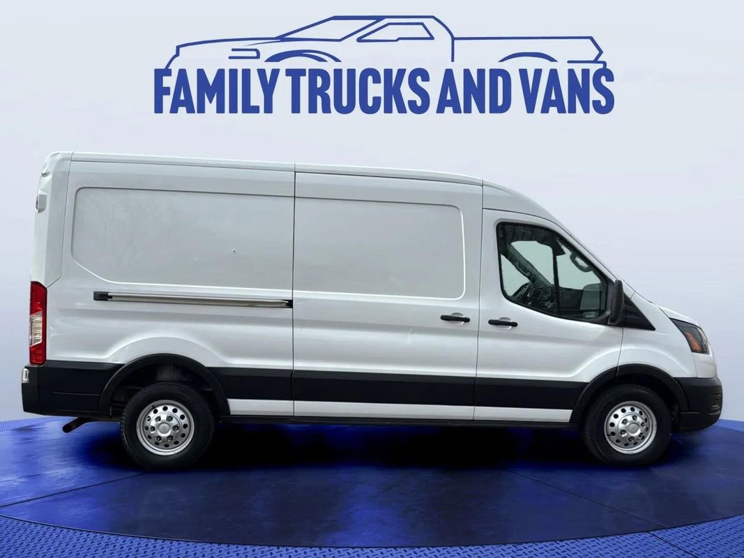 Used 2023 Ford Transit 150 Medium Roof AWD image 6