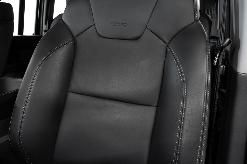 Used 2025 INEOS Grenadier AWD/4WD image 40