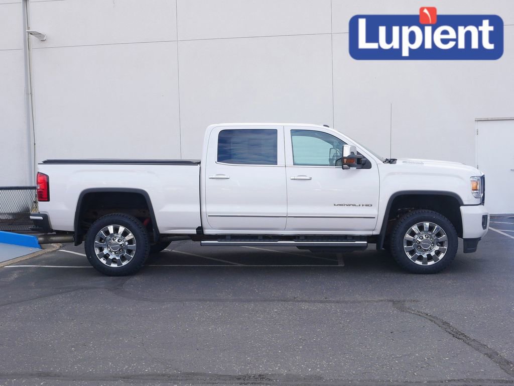 Used 2019 GMC Sierra 2500 Denali w/ Duramax Plus Package image 2