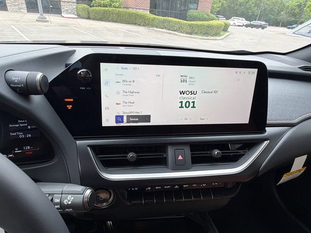 New 2026 Lexus UX 300h AWD image 27