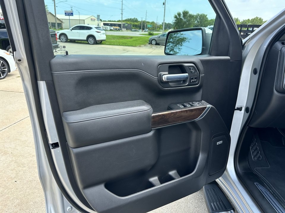 Used 2021 GMC Sierra 1500 SLT w/ SLT Premium Plus Package AWD/4WD image 11