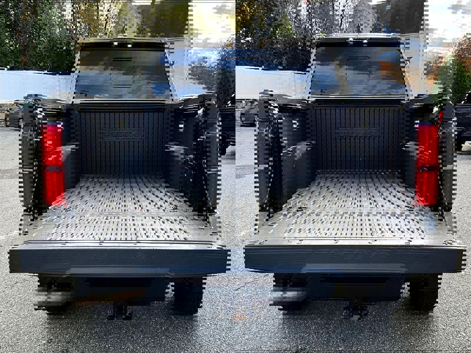 Used 2024 Toyota Tacoma TRD Sport image 30