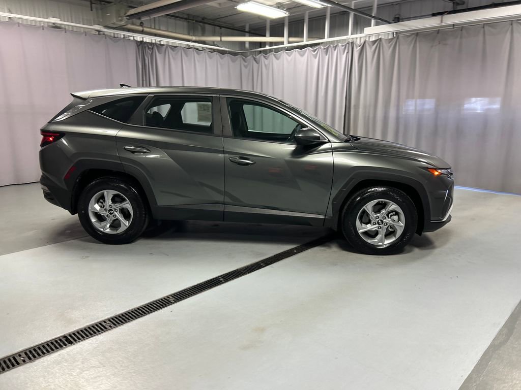 Used 2023 Hyundai Tucson SE image 8