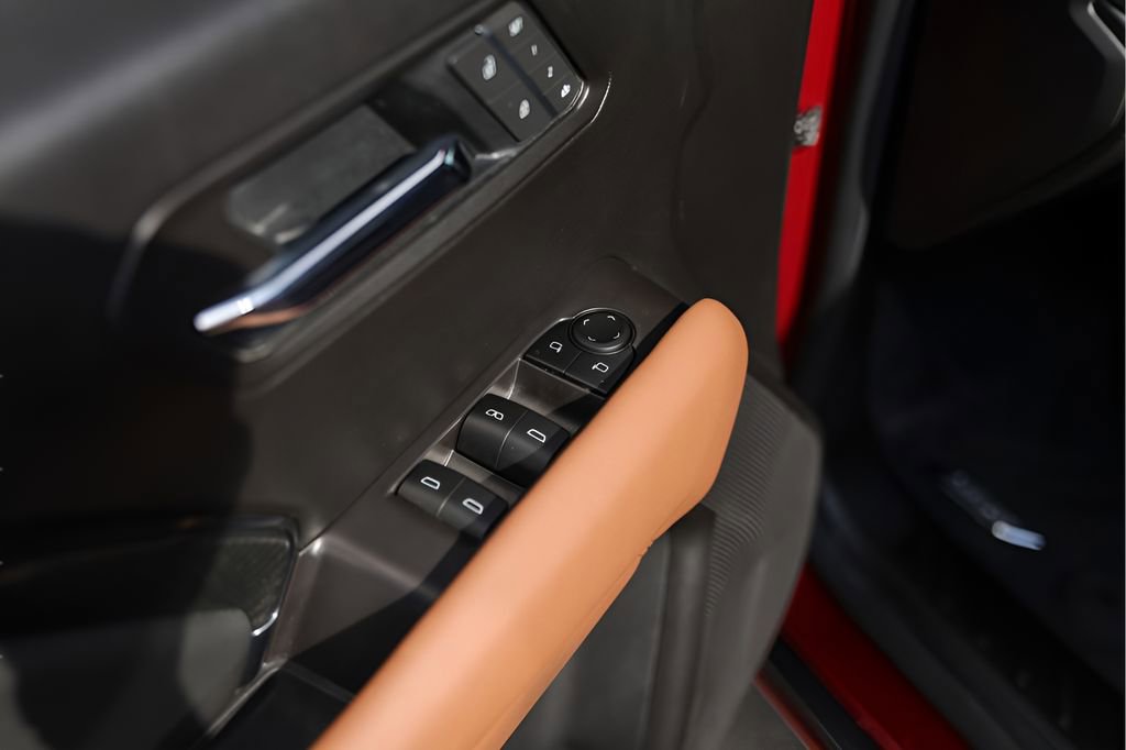 Used 2026 GMC Canyon AT4 w/ Technology Plus Package image 24