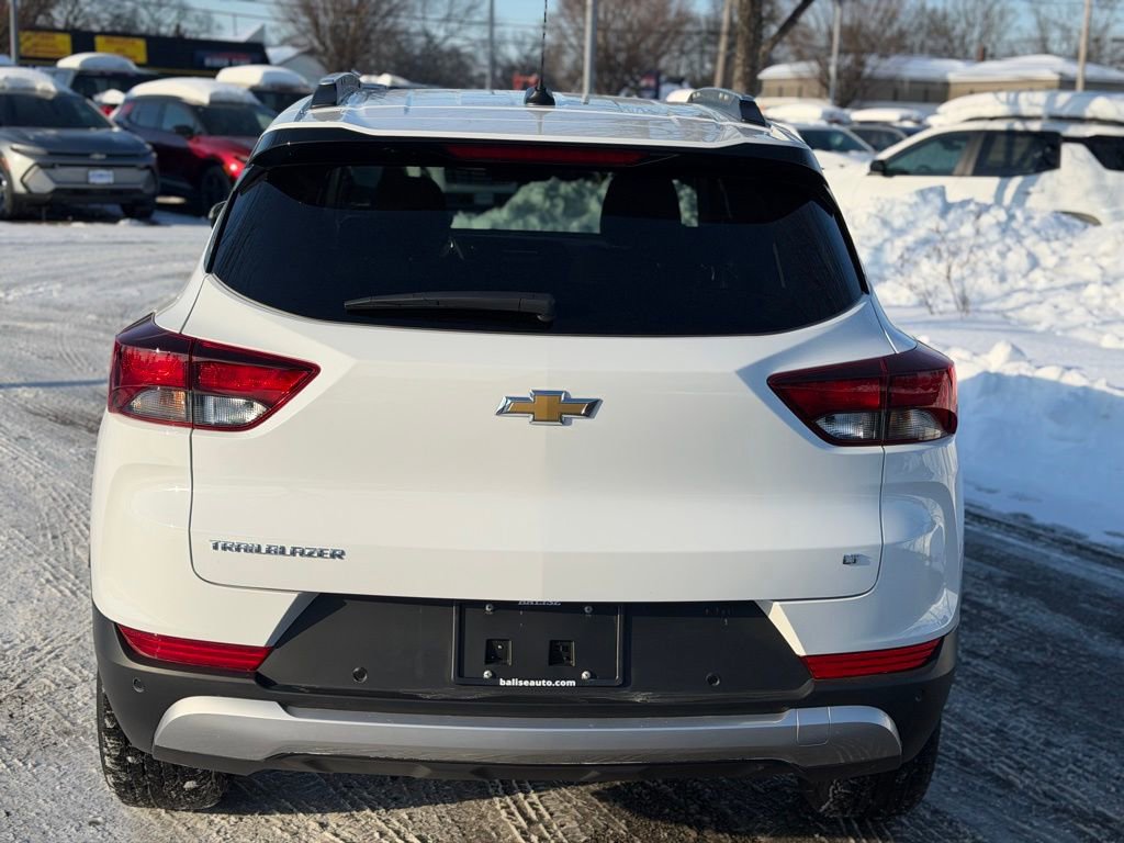 Used 2026 Chevrolet TrailBlazer LT w/ LT Cold Weather Package image 5