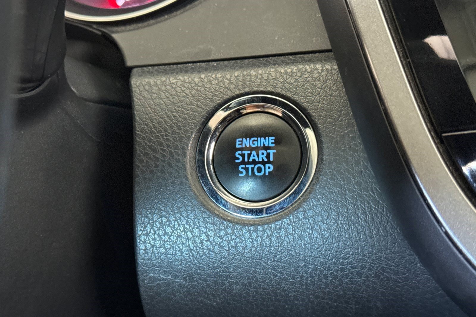 Used 2023 Toyota Camry XSE FWD image 16