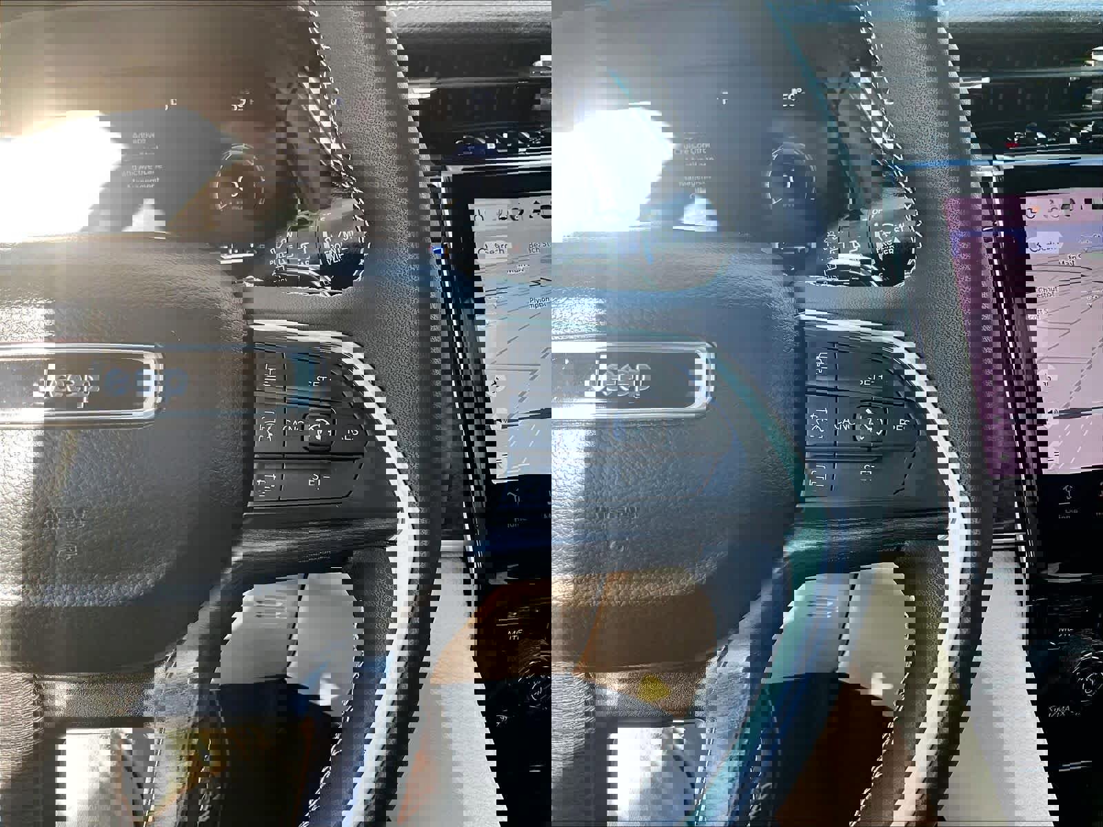 Used 2023 Jeep Grand Cherokee L Limited w/ Trailer Tow Group (B) AWD/4WD image 25