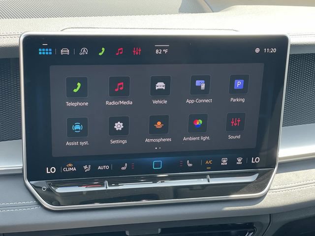 New 2026 Volkswagen Tiguan SE FWD image 11