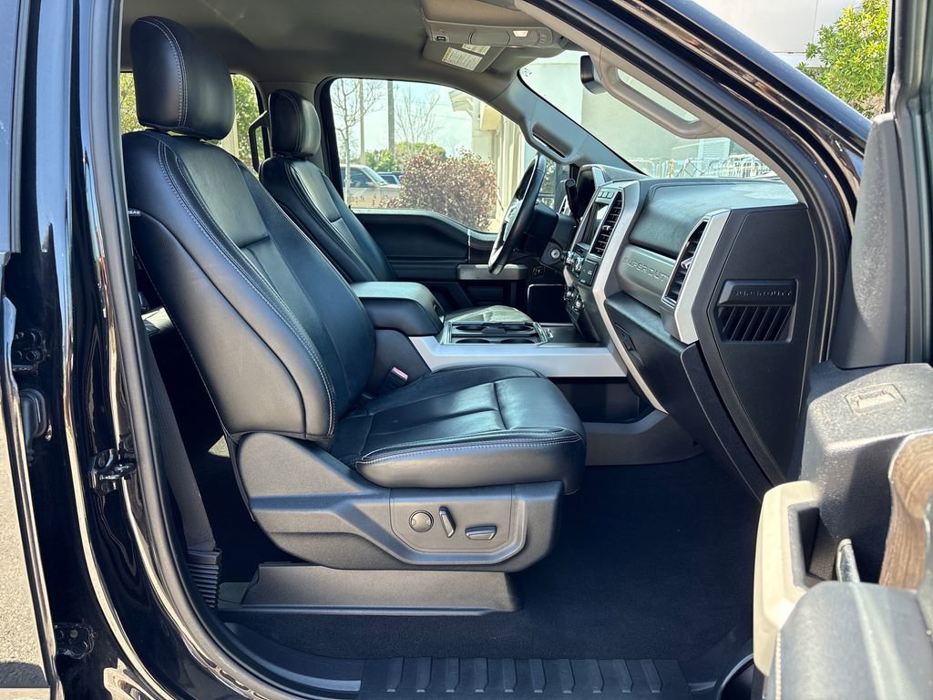 Certified 2020 Ford F250 Lariat w/ Lariat Value Package image 6