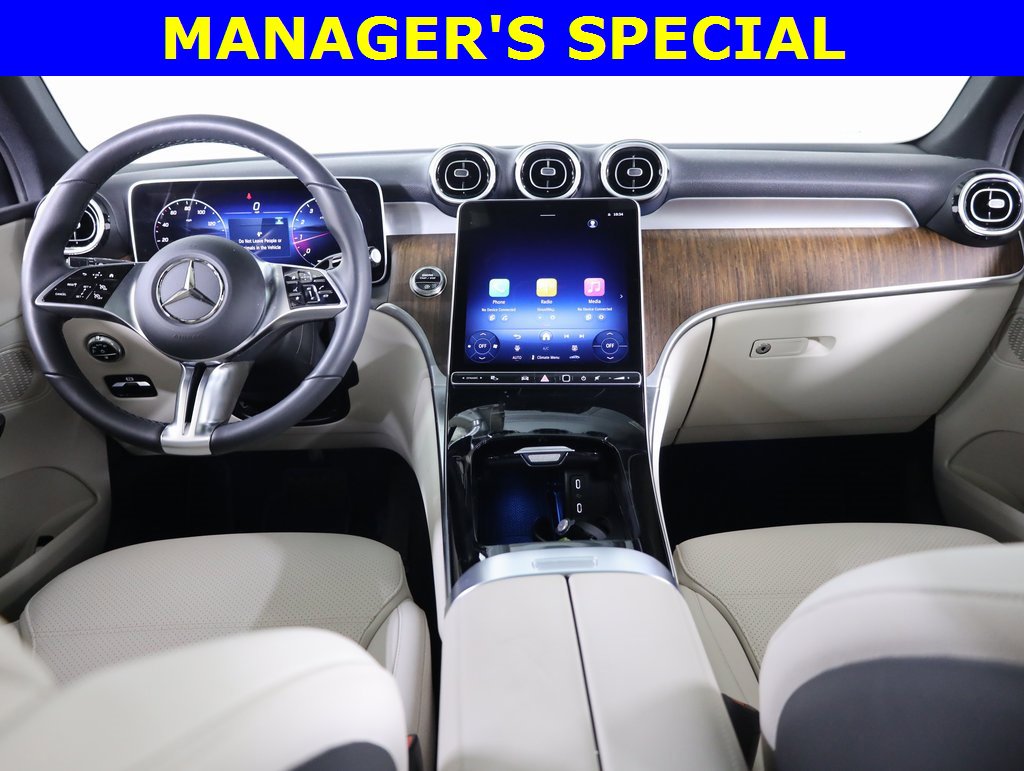 Certified 2025 Mercedes-Benz GLC 300 4MATIC image 33