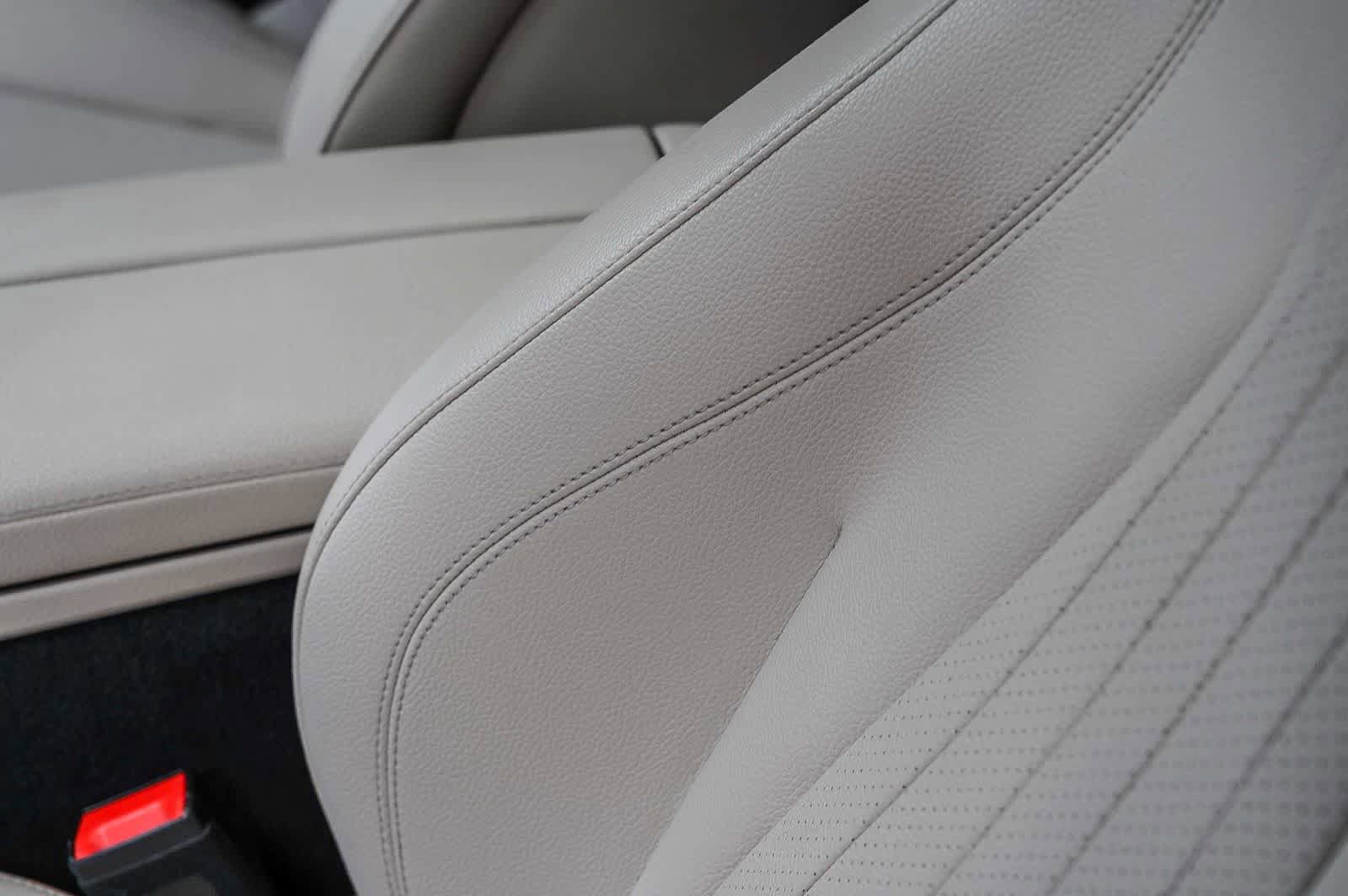Used 2019 Mercedes-Benz E 300 image 20