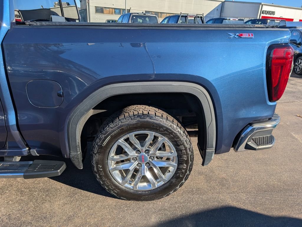 Used 2022 GMC Sierra 1500 SLT w/ SLT Premium Package image 4