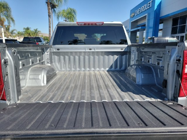 New 2026 Chevrolet Silverado 1500 Custom w/ LPO, Dark Essentials Package RWD image 20