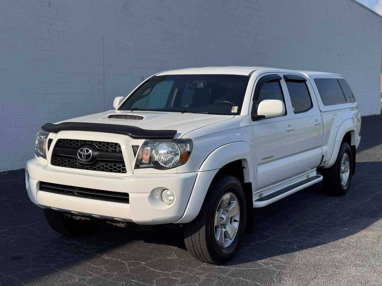 Used 2011 Toyota Tacoma PreRunner RWD image 3