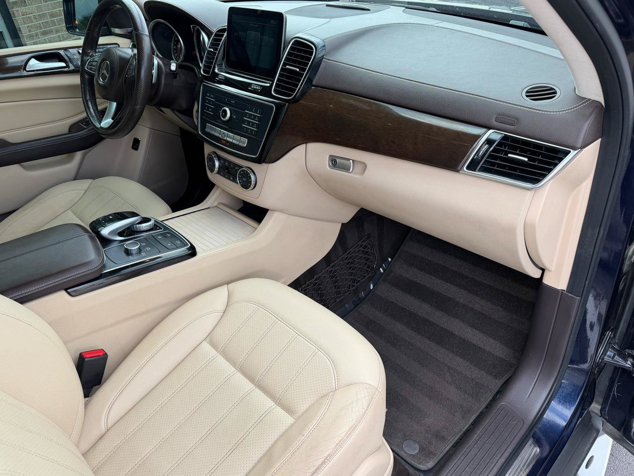 Used 2017 Mercedes-Benz GLS 450 4MATIC w/ Premium Package image 37