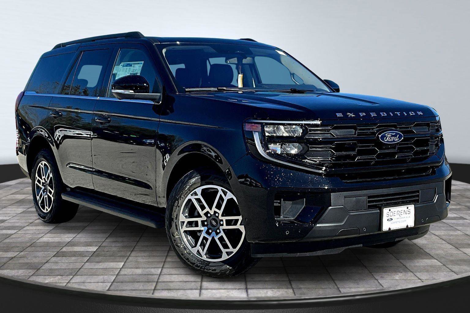 New 2025 Ford Expedition Active image 1