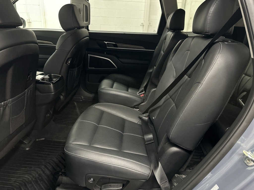 Used 2022 Kia Telluride EX w/ EX Premium Package image 31