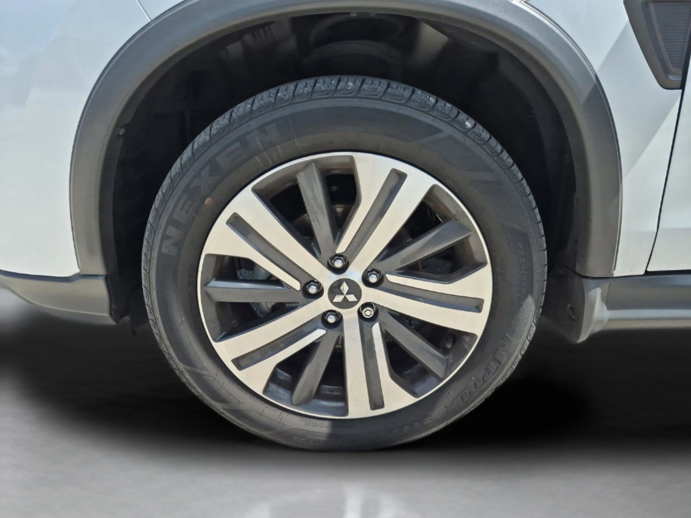 Used 2022 Mitsubishi Outlander Sport ES FWD image 31