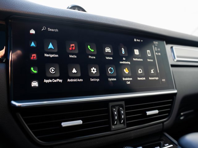 Certified 2022 Porsche Cayenne S image 23